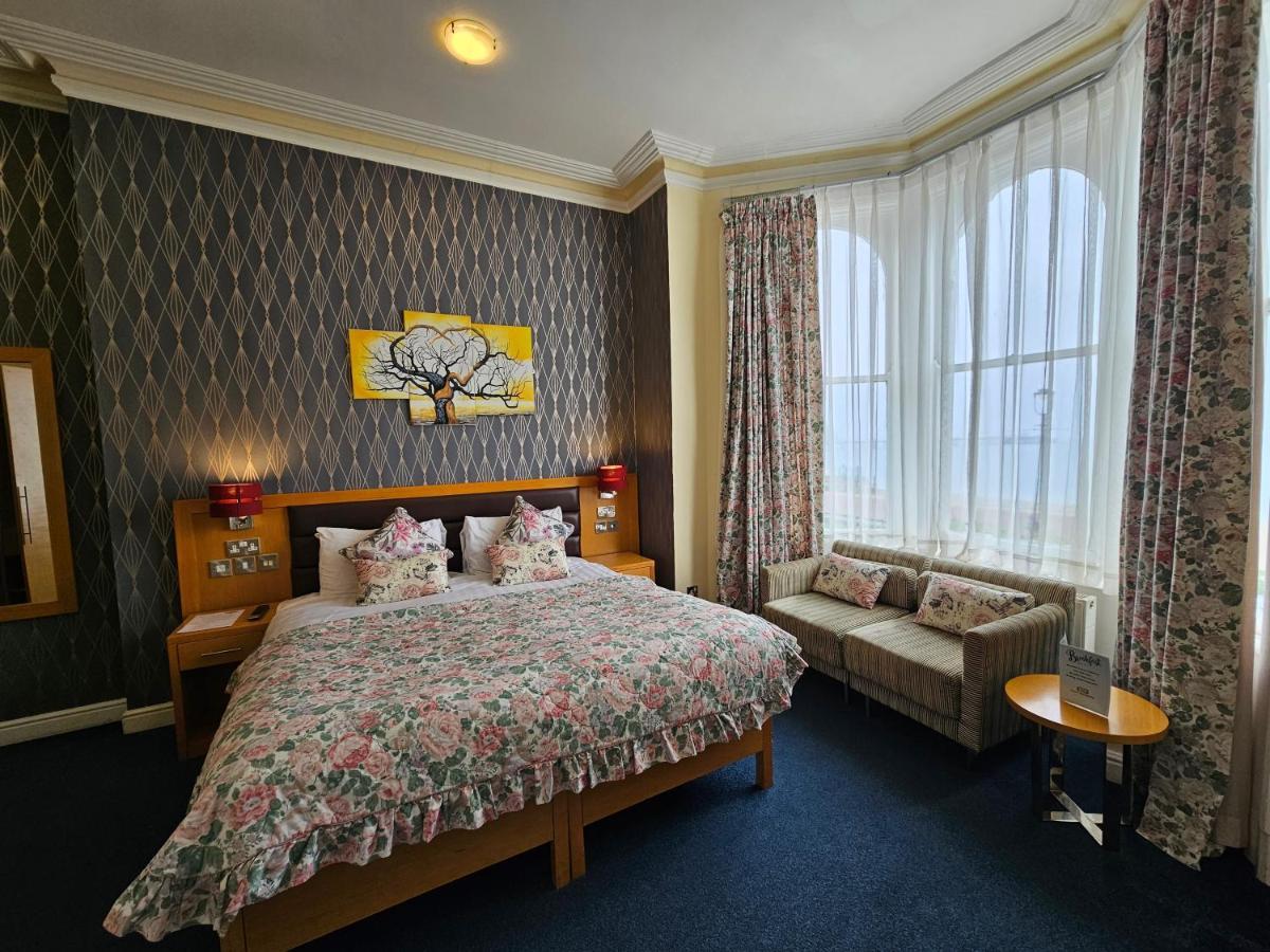 Iris Hotel Λαντούντνο Εξωτερικό φωτογραφία